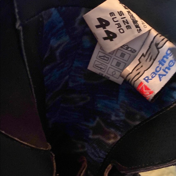 Alpinestars Black Motorcycle Boots - Picture 3 of 15
